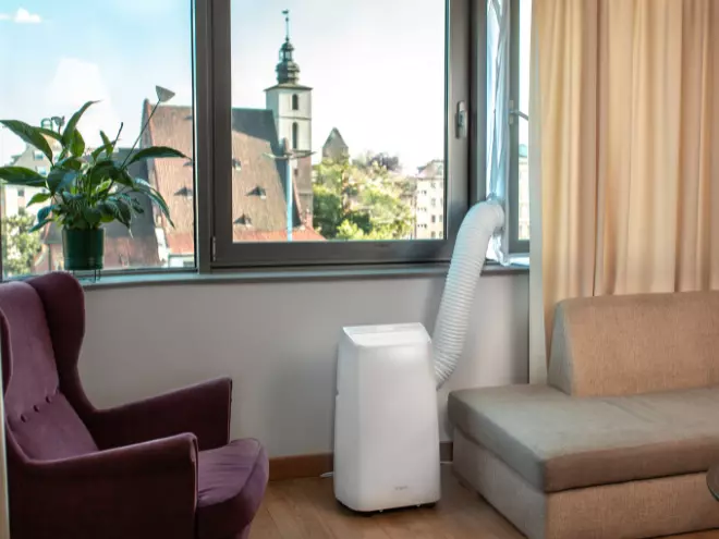 Fersk Vind zamontowany do uszczelki okienny