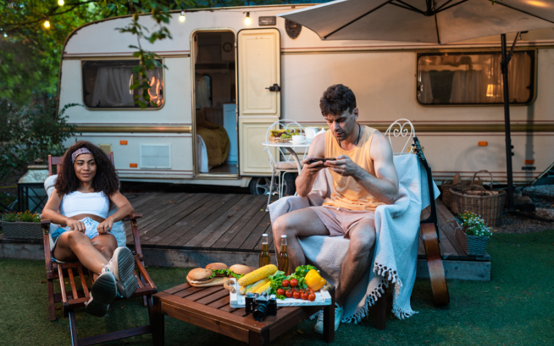 Jaki klimatyzator wybrać do przyczepy kempingowej?